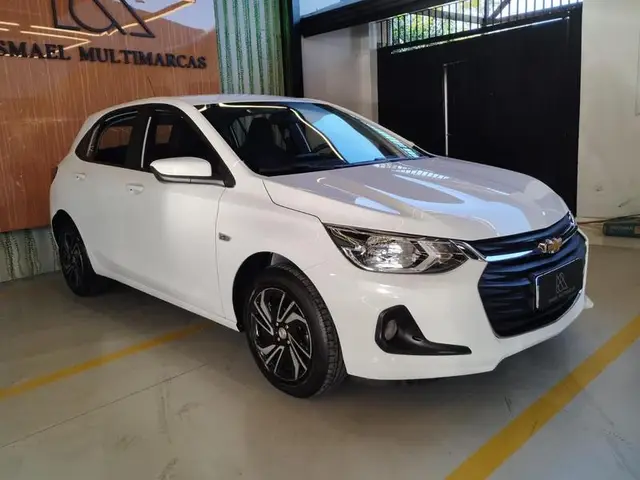 Carro Chevrolet Onix 2024 1.0