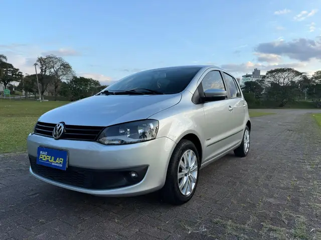 Carro Volkswagen Fox 2011 Prime 1.6 8V (Flex)