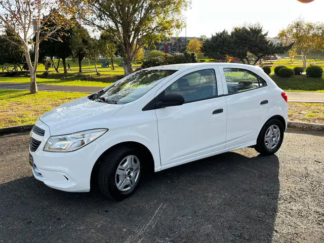 Carro Chevrolet Onix 2018 1.0 Joy SPE/4