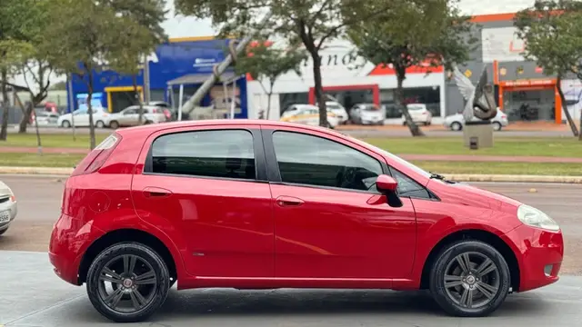 Carro Fiat Punto 2010 ELX 1.4 (Flex)