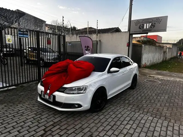 Carro Volkswagen Jetta 2014 2.0 Comfortline (Flex)