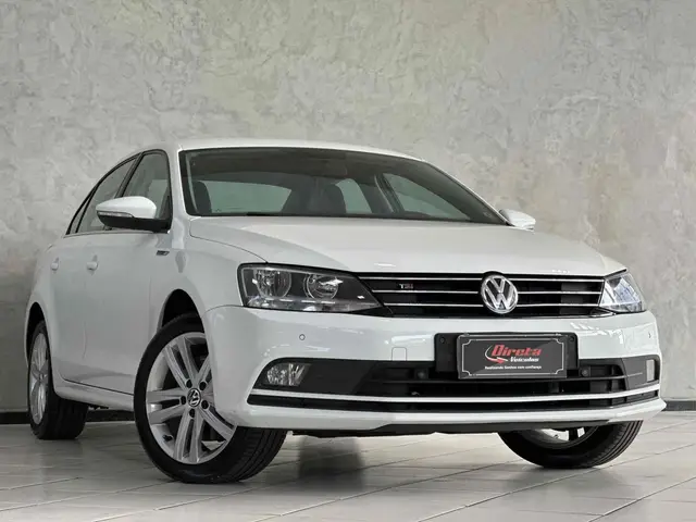 Carro Volkswagen Jetta 2015 2.0 TSI Highline DSG