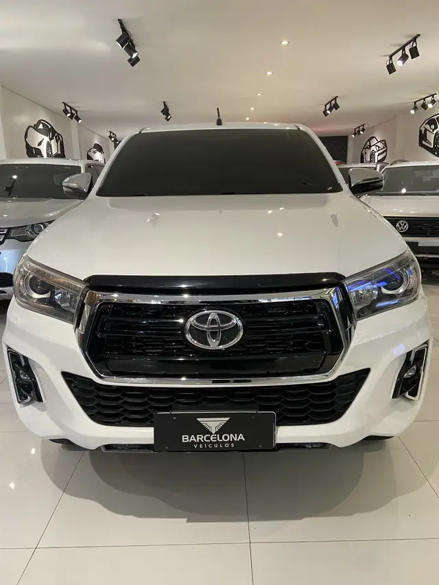 Carro Toyota Hilux Cabine Dupla 2018 Hilux 2.8 TDI SRX CD 4x4 (Aut)