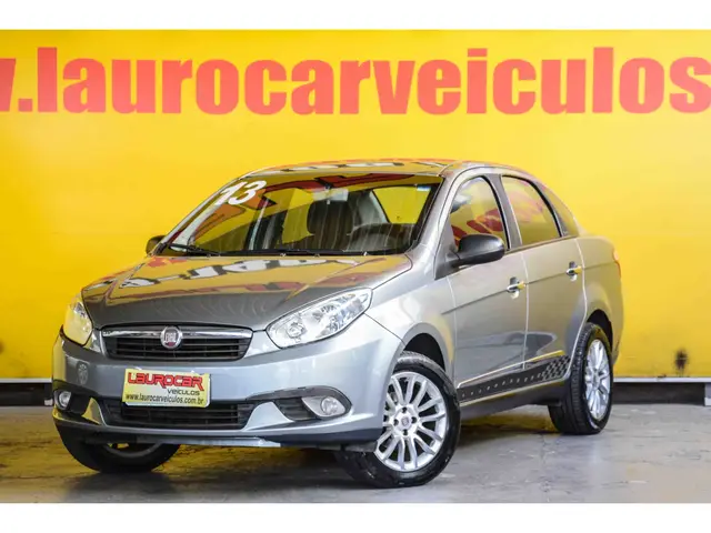 Carro Fiat Grand Siena 2013 Essence 1.6 16V (Flex)