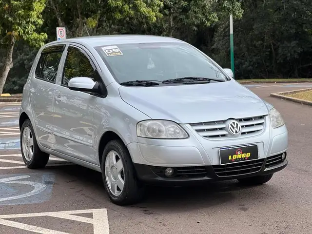 Carro Volkswagen Fox 2009 Plus 1.6 8V (Flex)