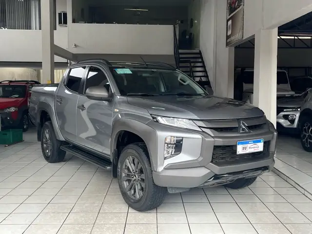 Carro Mitsubishi L200 Triton Sport 2025 Outdoor Plus 2.4