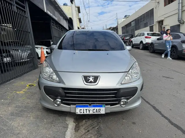 Carro Peugeot 307 2008 Hatch. Presence 1.6 16V (flex)
