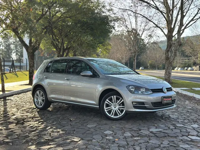 Carro Volkswagen Golf 2017 Comfortline 1.0 TSi (Flex)