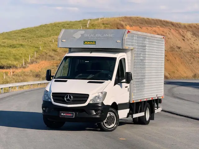 Carro Mercedes-Benz Sprinter 2018 Chassi 515 CDI Extra-Longo