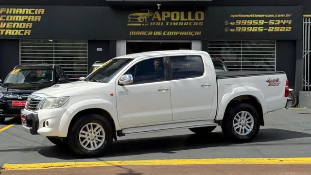 Carro Toyota Hilux Cabine Dupla 2015 Hilux 3.0 TDI 4x4 CD SR