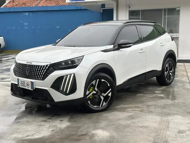 Carro Peugeot 2008 2025 GT 1.0 turbo