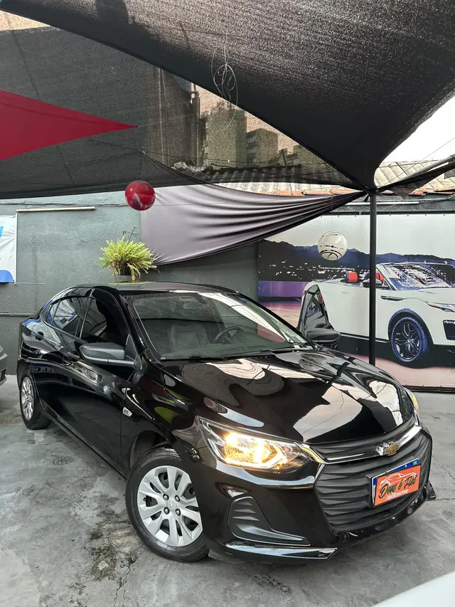 Carro Chevrolet Onix Plus 2023 1.0 Turbo (Aut.)