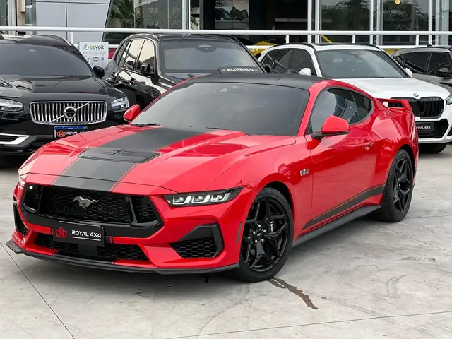 Carro Ford Mustang 2024 GT Performance