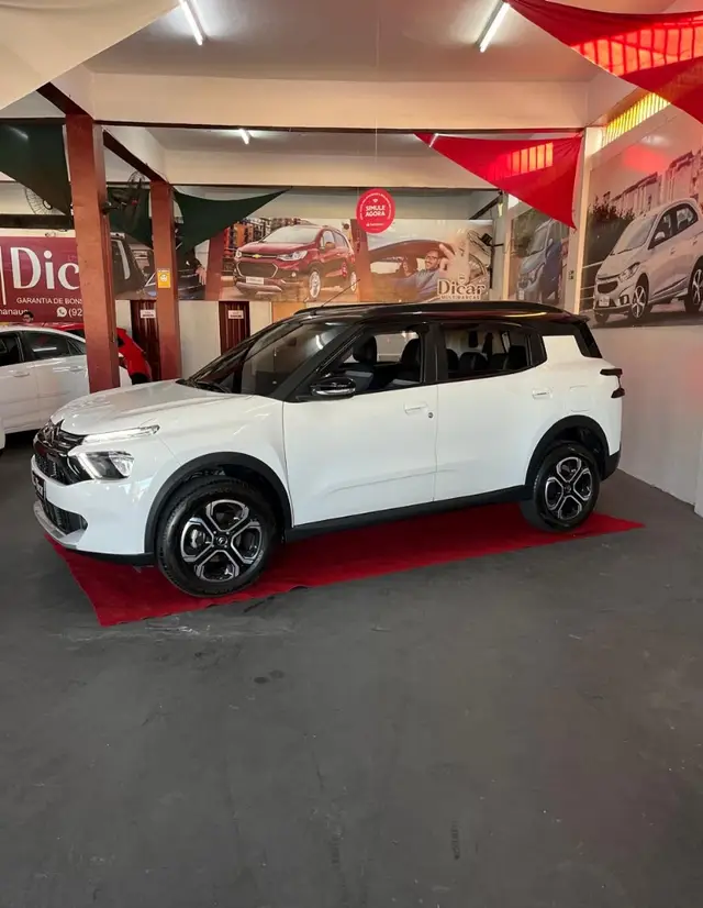 Carro Citroën C3 Aircross 2025 Shine 1.0 Flex TB 200 Aut. (7 lugares)