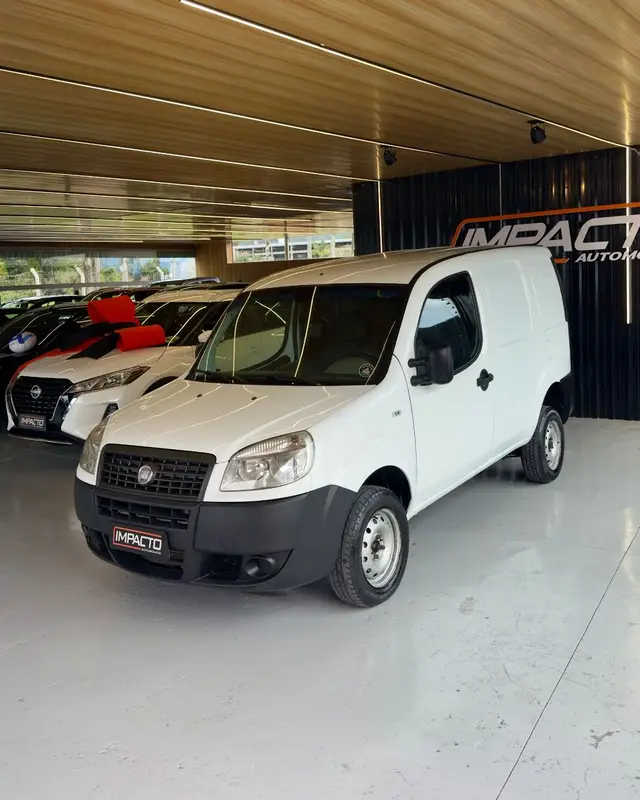 Carro Fiat Doblò Cargo 2013 1.8 16V (Flex)