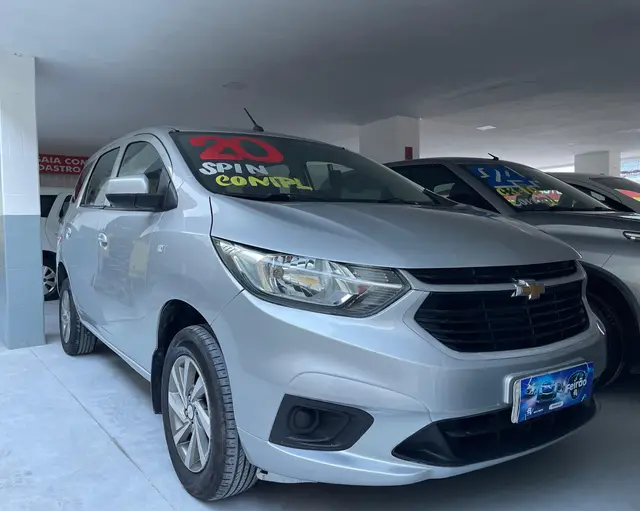 Carro Chevrolet Spin 2020 LS 1.8 5S (Flex)
