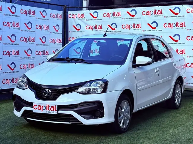 Carro Toyota Etios Sedan 2021 X Plus 1.5 (Aut) (Flex)