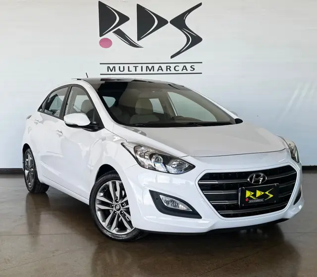 Carro Hyundai i30 2016 I30 1.8 16V MPI (Básico+Teto)