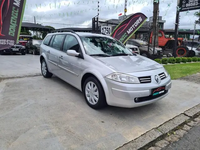 Carro Renault Megane Grand Tour 2012 Mégane Grand Tour Dynamique 1.6 16V (flex)