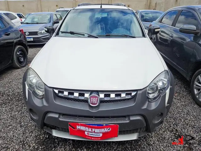Carro Fiat Weekend 2015 Adventure 1.8 E.torQ (Flex)