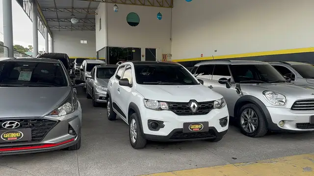 Carro Renault Kwid 2021 Zen 1.0 12v SCe (Flex)