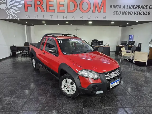 Carro Fiat Strada 2011 Adventure Locker 1.8 16V (Cabine Estendida)