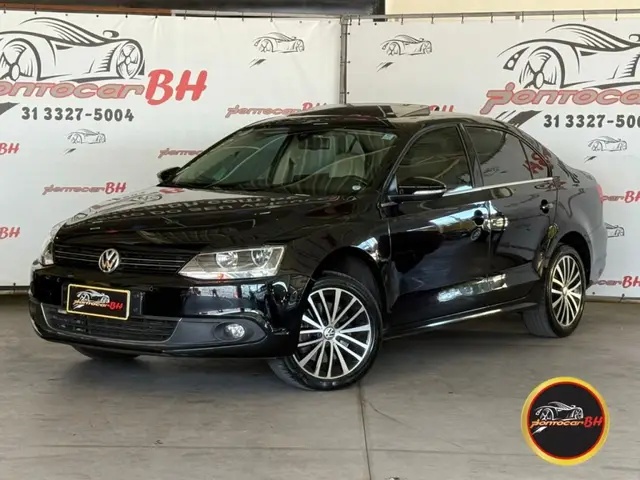 Carro Volkswagen Jetta 2013 2.0 TSI Highline DSG