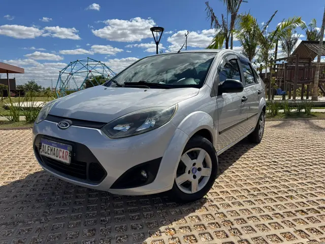 Carro Ford Fiesta Sedan 2011 1.0 (Flex)