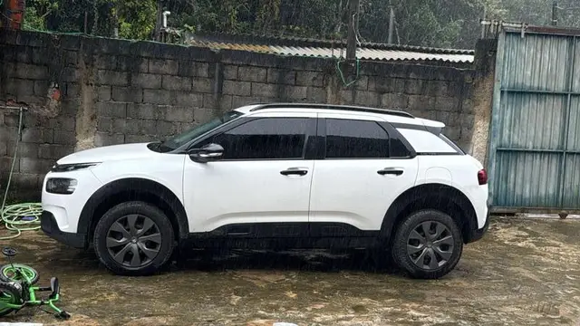 Carro Citroën C4 Cactus 2022 1.6 Live (Flex) (Aut)