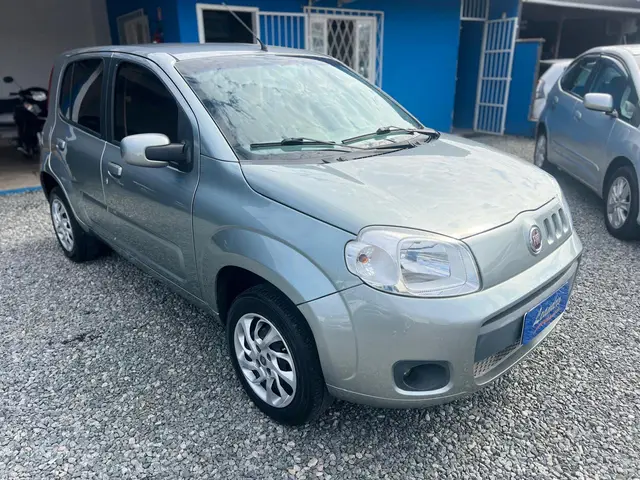 Carro Fiat Uno 2012 Vivace 1.0 8V (Flex) 4p