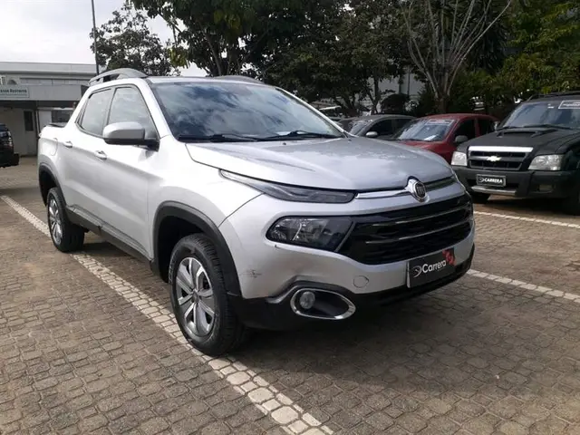 Carro Fiat Toro 2018 Freedom 1.8 AT6 4x2 (Flex)