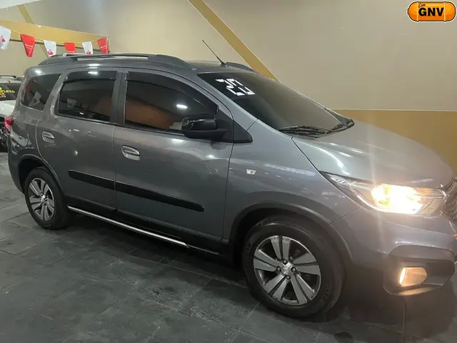 Carro Chevrolet Spin 2020 Activ 7S 1.8 (Flex) (Aut)
