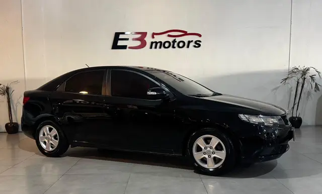 Carro Kia Cerato 2010 SX 1.6 16V