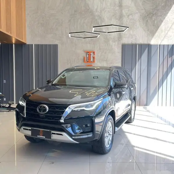 Carro Toyota SW4 2022 SRX 2.8 turbodiesel 7L 4x4 (Aut)