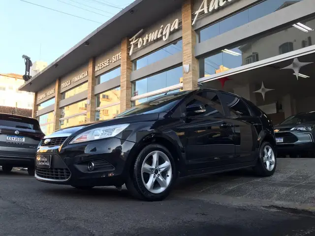 Carro Ford Focus Hatch 2009 GLX 2.0 16V Duratec
