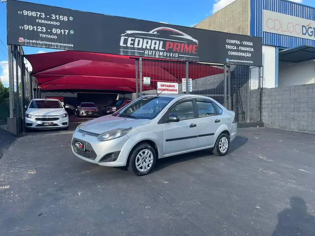Carro Ford Fiesta Sedan 2012 1.6 (Flex)