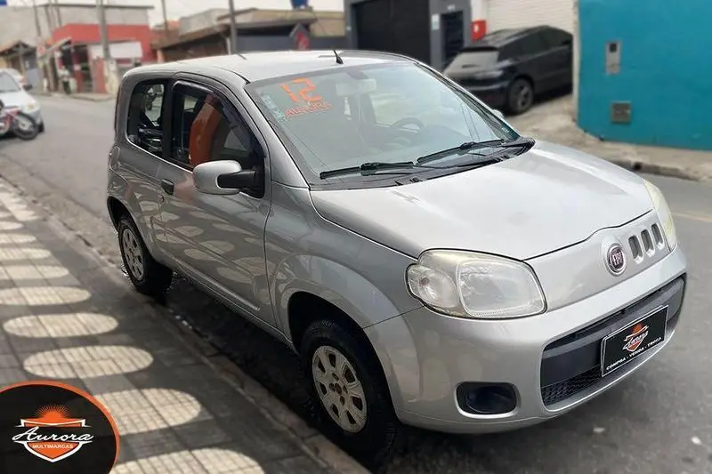 Fiat Uno Vivace 1.0 8V (Flex) 2p