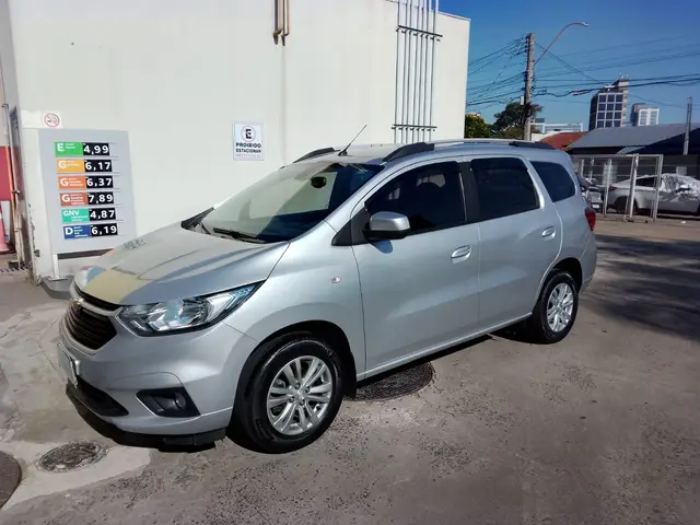 Carro Chevrolet Spin 2019 LT 5S 1.8 (Flex) (Aut)