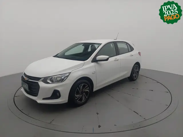 Carro Chevrolet Onix Plus 2024 LT 1.0