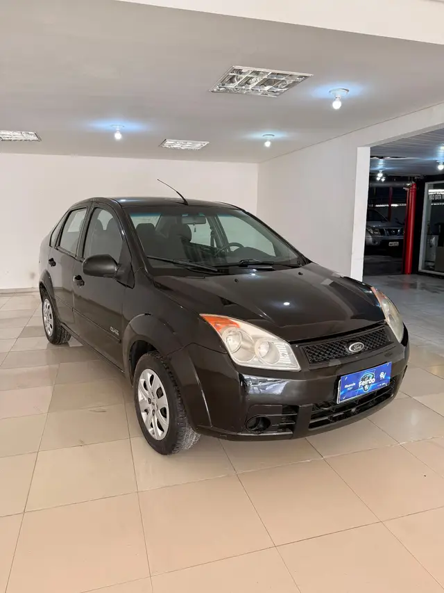 Carro Ford Fiesta Sedan 2009 1.0 (Flex)