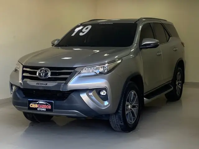 Carro Toyota SW4 2019 2.8 TDI SRX 7L 4x4 (Aut) (Diesel)