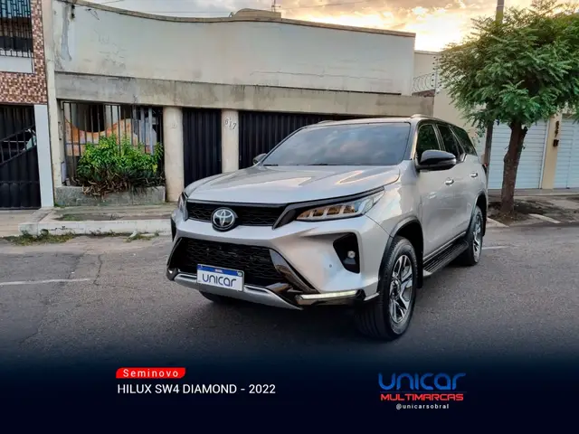 Carro Toyota SW4 2022 Diamond  2.8 turbodiesel 7L 4x4 (Aut)