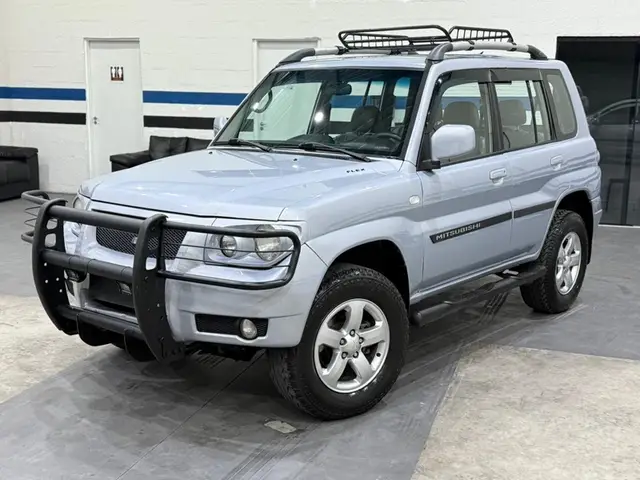 Carro Mitsubishi Pajero TR4 2009 2.0 16V (flex)