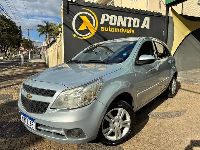 Carro Chevrolet Agile 2010 LTZ 1.4 8V (Flex)