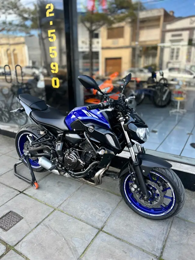Moto Yamaha MT-07 2021 ABS