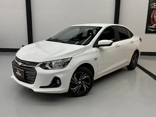 Carro Chevrolet Onix Plus 2024 LT 1.0 Turbo