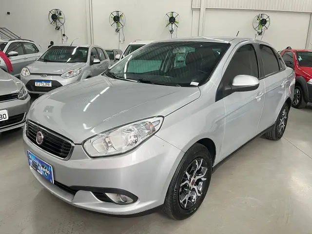Carro Fiat Grand Siena 2019 Evo Attractive 1.4 8V (Flex)