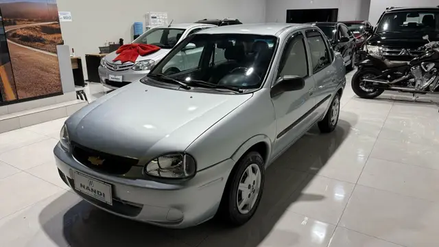 Carro Chevrolet Classic 2010 LS 1.0 VHCE (Flex)