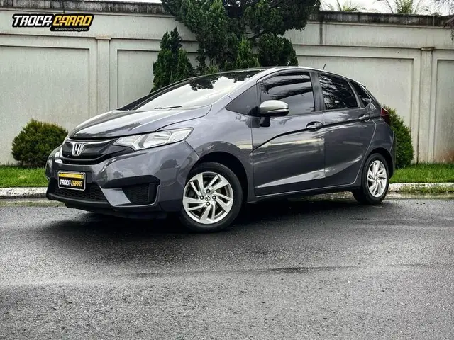 Carro Honda Fit 2015 1.5 16v LX CVT (Flex)