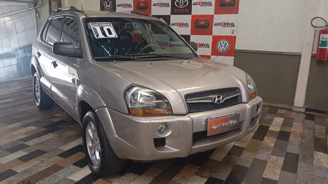 Carro Hyundai Tucson 2010 GL 2.0 16V
